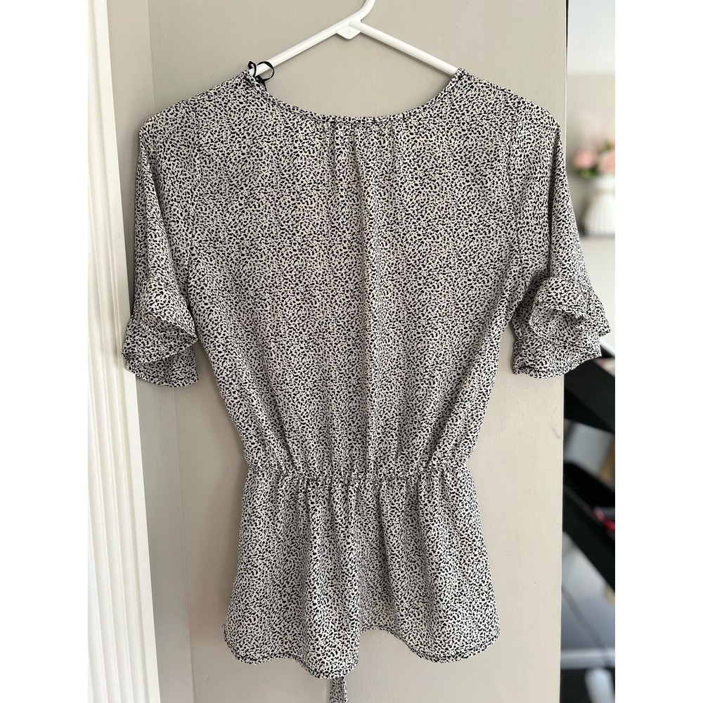 Flowy Cheetah Spring Top XS - Picture 3 of 3